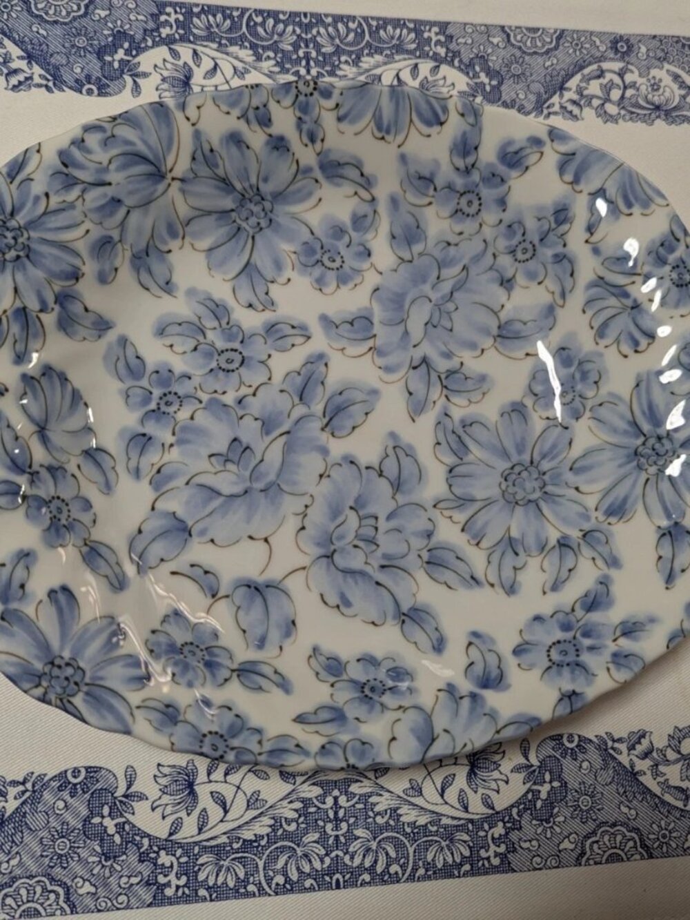 Fashion Collection By Aiko Decorative Plate